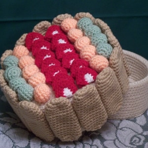 Ladyfinger Fruit Treasure Cake PDF Crochet