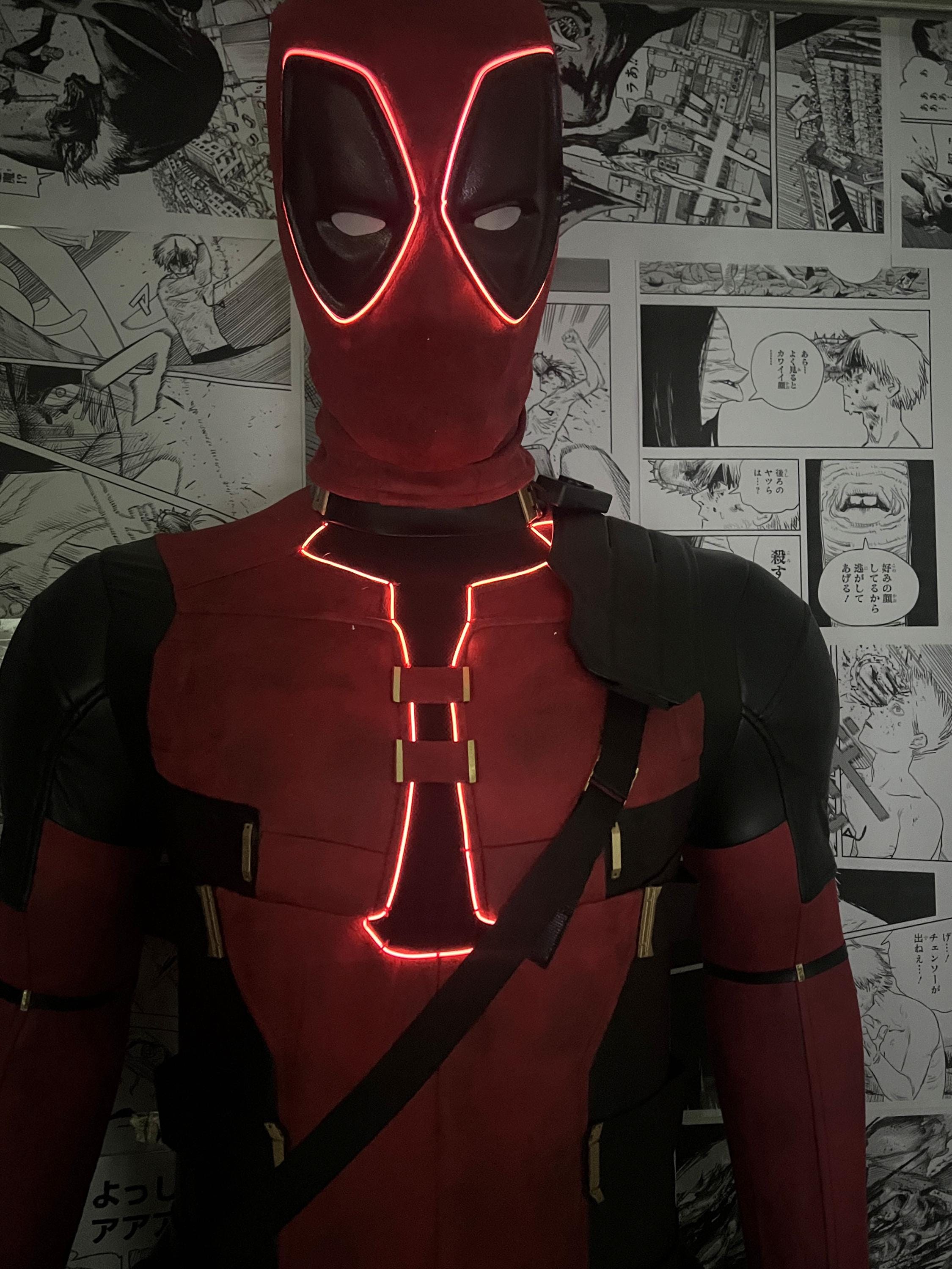 Wade Wilson Costume UK - Main Image