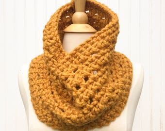 Mustard yellow scarf, super chunky scarf, crochet infinity scarf, circle scarf, warm winter scarf, gift for her, womens scarf