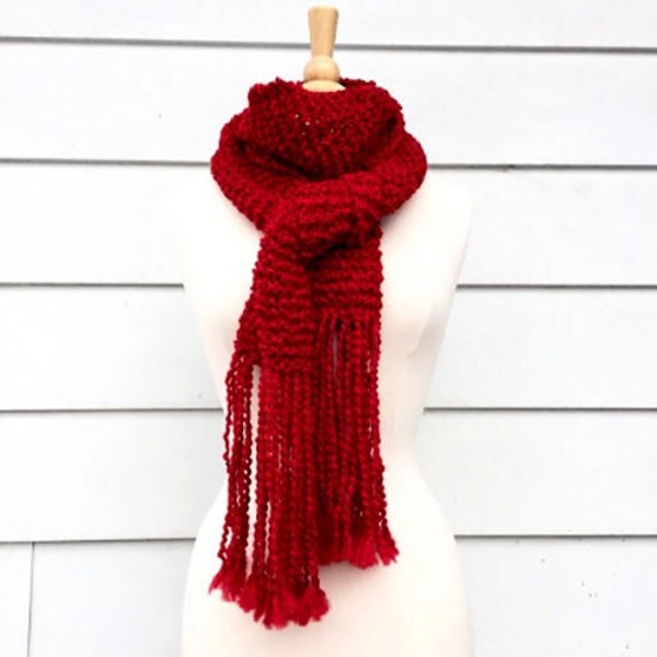 Long Knit Scarf - foulard tricoté rouge avec frange - foulard tricoté à la main pour femme - foulard d’hiver chaud - neckwarmer - cadeau best friend