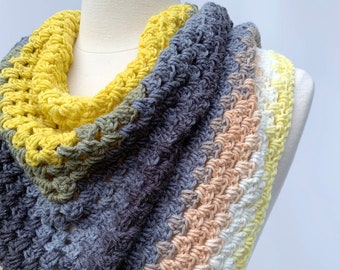 Crochet Triangle Scarf, crochet shawl, chunky knit scarf, knitted scarves for women, chunky scarf, girlfriend gift for girlfriend