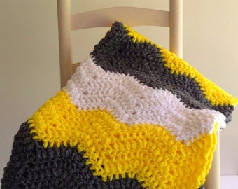 crochet baby blanket, crochet baby afghan, chevron baby blanket, yellow and gray blanket, bumblebee blanket,warm baby blanket,chunky blanket