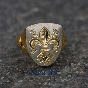 Gold Engraved Signet Ring, Handmade Signet Ring, Sapphire Ring, Hand Engraved, Personalized Pattern, Family Ring, Promise Ring