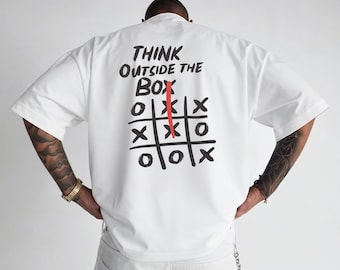 Diseño de camiseta "Piensa fuera de la caja" / Impresión de cita urbana / Ilustración tipográfica digital