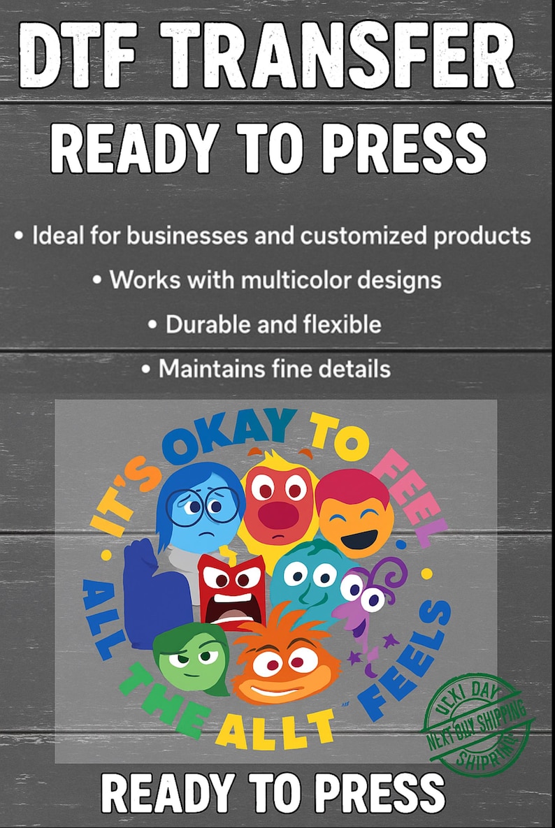 Puede incluir: Transferencia DTF, lista para planchar, con un gr&aacute;fico colorido de personajes de dibujos animados y el texto "It's Okay to Feel All the Feels". Ideal para empresas y productos personalizados.