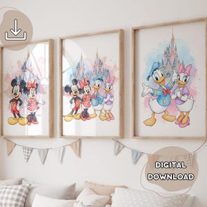 3 Pôsteres em Aquarela do Mickey e Amigos - Quarto Infantil com Pato Donald e Margarida, Impressões Decorativas para Quarto de Bebê, Decoração de Parede em Tons Pastel