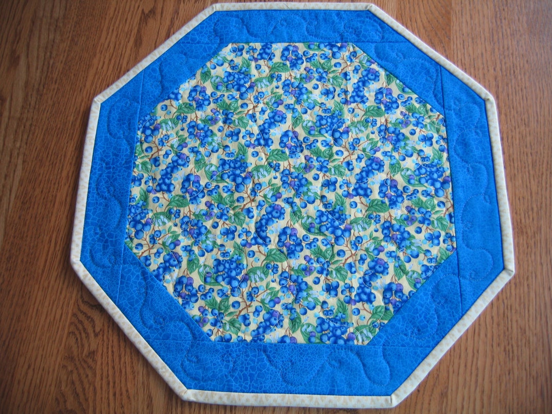 Quilted Octagon Centerpiece/placemats Blueberries Blue Yellow Etsy