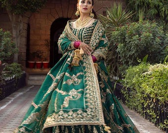 Emerald Green Pakistani Wedding Dress: Heavy Embroidered Designer Maxi - Etsy Emerald Green Pakistani Wedding Dress: Heavy Embroidered Designer Maxi - Etsy