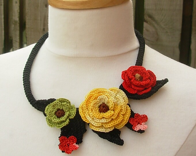 Crochet Bright Flower Necklace Choker Floral Cotton Etsy