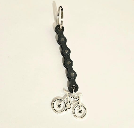 Mountain Bike Keychain Handmade Bicycle Chain Key Ring, MTB Gift, Unique Keyring for Bike Lock or Shed Key, Cycling Accessories