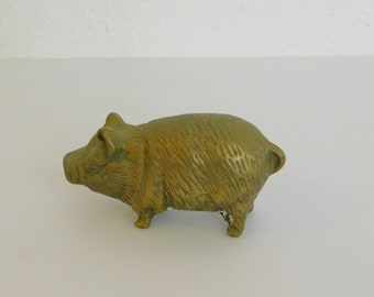 Solid Brass Pig Figurine, Vintage Brass Pig, Brass Farm Animal, Farmhouse Decor, Home Decor