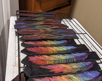 Marcadores de couro esculpidos à mão