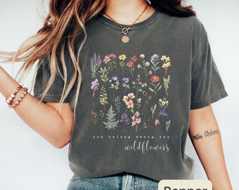 Boho Wildflowers Cottagecore Shirt, Vintage Botanical Tee, Pastel Floral Nature T Shirt, Garden Lover Tee Shirt, Mom Flower Shirt Gift