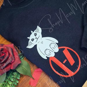 Ned Juggling Twenty One Pilots Album Logos Gildan Adult Sweatshirt | Fan Art Crewneck image 12