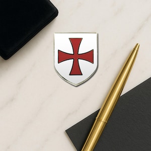 Knights Templar Crusader Red Cross White Shield Masonic Lapel Pin – White & Red image 2