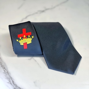Knights Templar Crown and Cross Masonic Tie & Lapel Pin Gift Pack