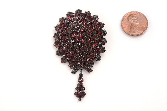 Antique BROOCH _ Bohemian Garnets with Small Garn… - image 1