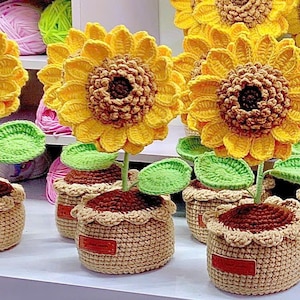 Custom Crochet Sunflower in Pot Handmade, Knitted Color Sunflower Home Table Decor, Mother Day Gift, Teacher Gift, Handmade Sunflower Pot