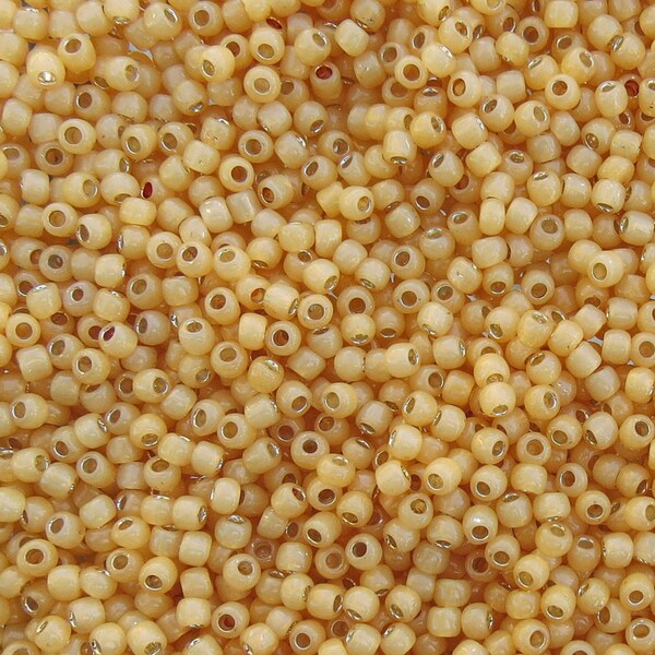 6/0 Milky Butterscotch Silver Lined TOHO Glass Seed Beads 20 Grams (6JDS36)