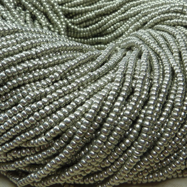 11/0 Antique Silver Czech Glass Seed Bead Hank (C243)