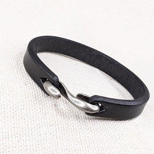 10mm Soft Pliable Black Flat Leather Cuff Bracelet with attached Clasp - Qty 1 (LC02)