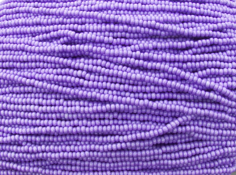 8/0 Opaque Lilac Pearl Terra Colorfast Czech Glass Seed Bead Strand CW93 image 1