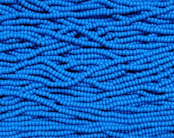 8/0 Matte Opaque PermaLux Dyed Chalk Dark Blue Czech Glass Seed Bead Strand (8CW139)