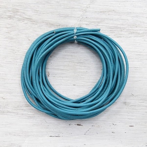 1.5mm Teal Round Leather Cord - 4 Yard Bundle - (15RLC09)