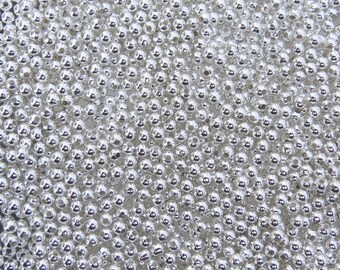 4mm Silver Finish Solid Brass Metal Round Beads - Qty 50 (MB108)