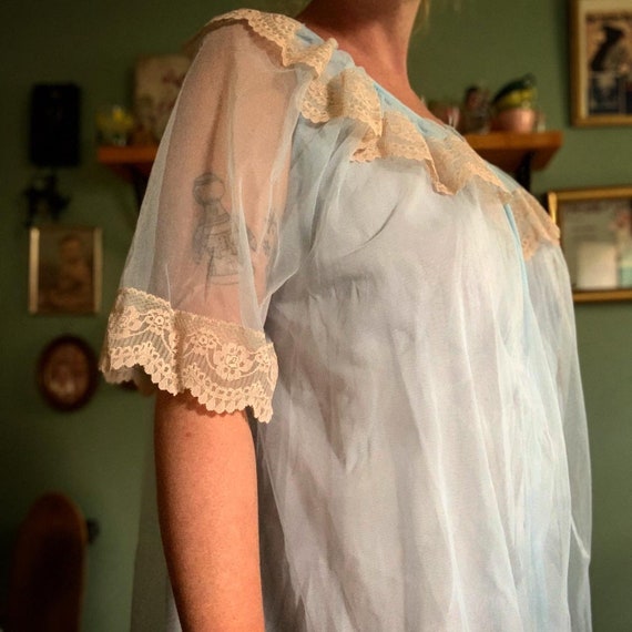 Vintage 50s/60s baby blue nightgown and sheer lac… - image 1