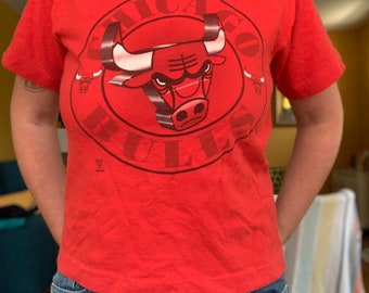 Vintage 1990s Chicago Bulls NBA Graphic T-shirt / Single Stitch