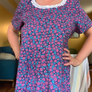Vintage 90s floral baby doll cut grunge mod style dress