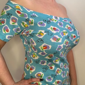 Vintage 80s 90s bright blue  floral scoop neck floral mini dress by Ricardo Coco