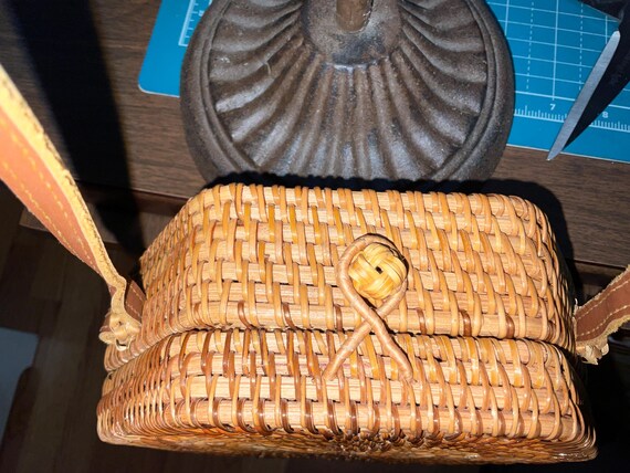 Wicker hexagonal crossbody small purse with leath… - image 3
