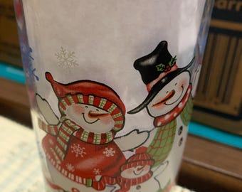 Set of 4 Snowman and Family Motif drinking glasses