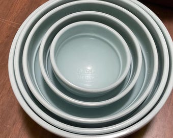 Melamine measuring cups. Set of 5