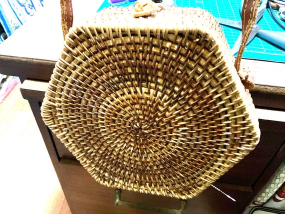 Wicker hexagonal crossbody small purse with leath… - image 1