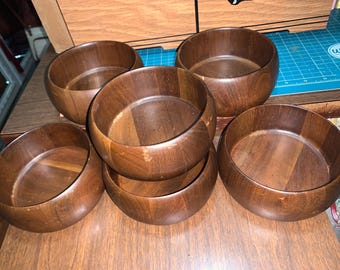 Set of 6 American Walnut wooden salad bowls