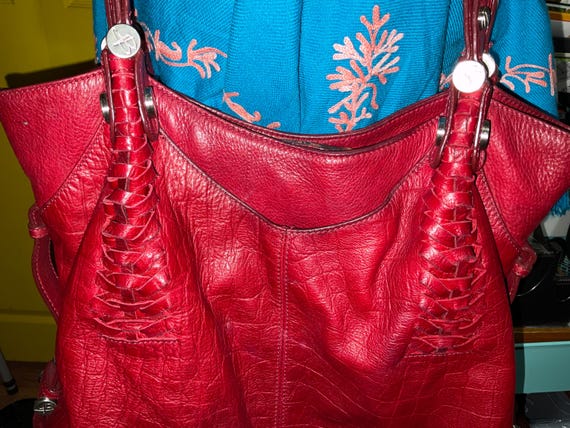 Vintage leather purse by B.Makowsky Blood Red color