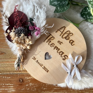 Portafedi nuziali, cuscino personalizzato per fedi nuziali, legno e fiori secchi. Cerimonia di nozze, marito e moglie portatori di fedi nuziali, sposa di Bordeaux
