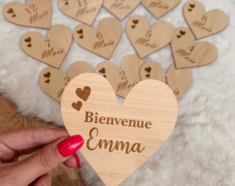 Set of wooden heart-shaped milestone and welcome cards, personalized baby shower gift with name