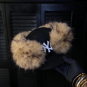 Fur Wrap around Fitted Hat