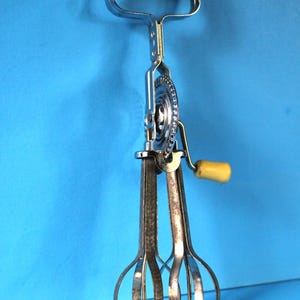 Vintage Androck Hand Mixer Rotary Blades Made in USA | Baking Tools | Kitchen Gadget