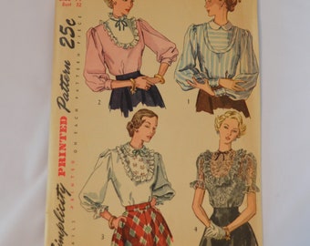 Vintage Pattern Simplicity 2589 Women's Blouse with U-Shaped Yoke with Short, 3/4, or Long Sleeves Size 14 Bust 32