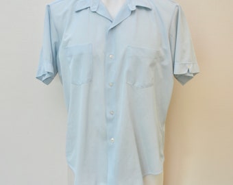 on sale Vintage CAMPUS Never Iron Short Sleeve Shirt made in USA medium or large