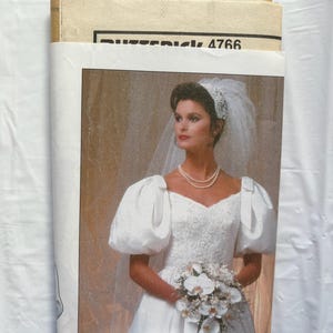 Vintage Sewing Pattern Butterick 4766 | Misses' Brides and Bridesmaids Dresses Bridal Gowns Size 16