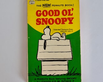 Vintage GOOD 'OL SNOOPY paperback book by Charles Schulz dated 1968 Peanuts