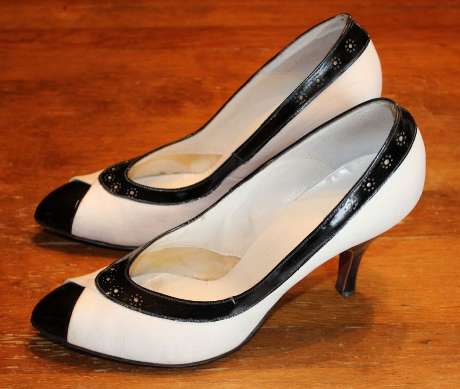 Vintage Women's Black and White Spectator Pumps by Etsy
