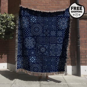 100% Cotton Blue Paisley Patchwork Blanket | Cotton Boho Vintage Throw | Western Farmhouse Tapestry | Fringe Wall Hanging Gift
