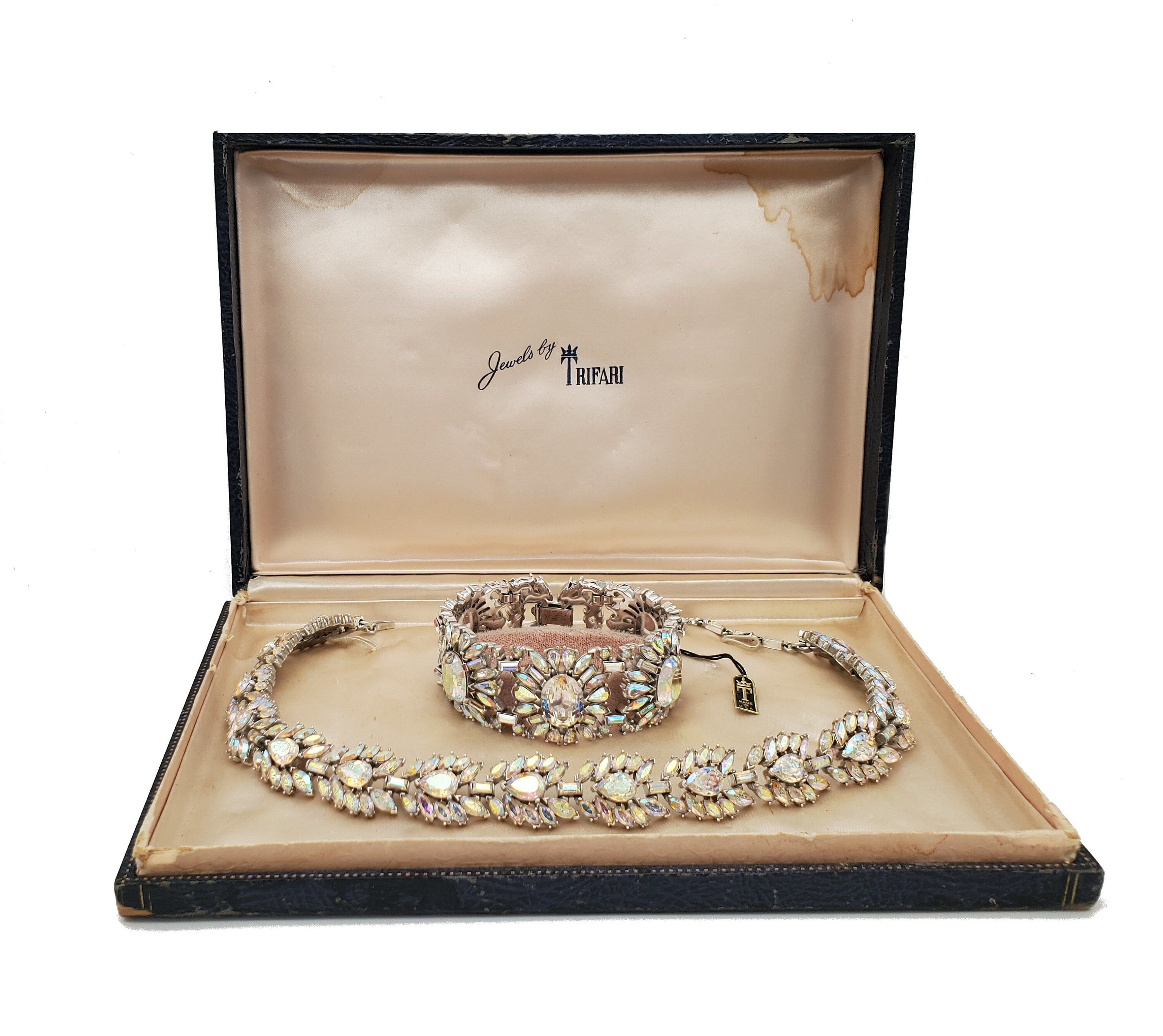 1950s Trifari Parure in Box, Jewels by Trifari Necklace 1950s Trifari Parure in Box, Jewels by Trifari Necklace
